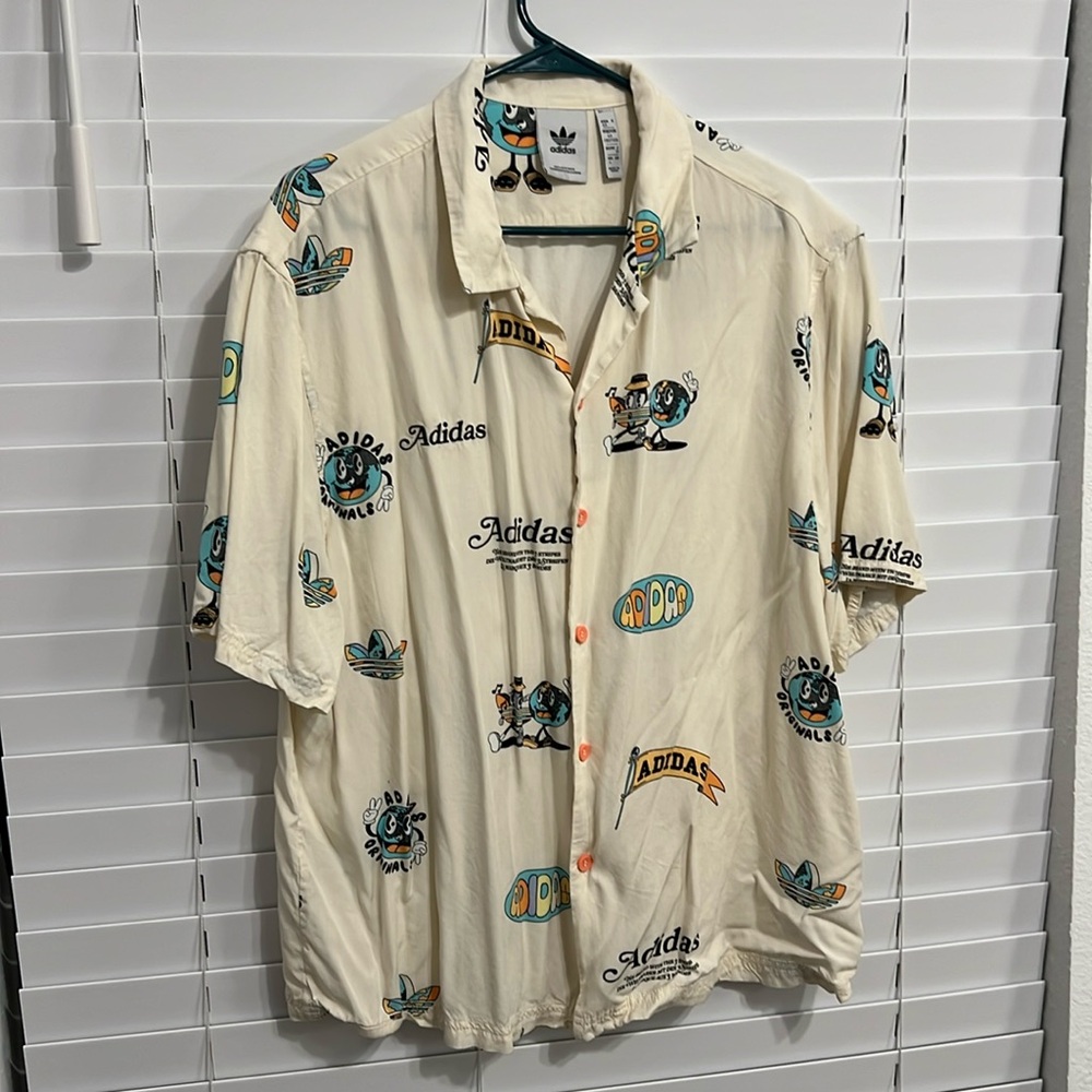 Adidas Short Sleeve Button Down Shirt Size L Like New